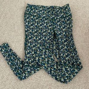 Outdoor voices leggings